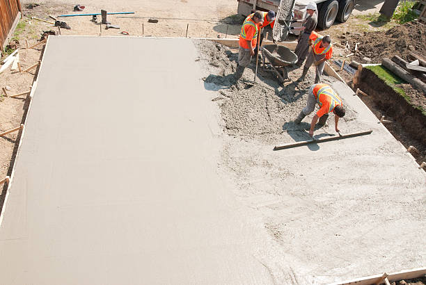 Best Concrete Pool Decks in Pelzer, SC